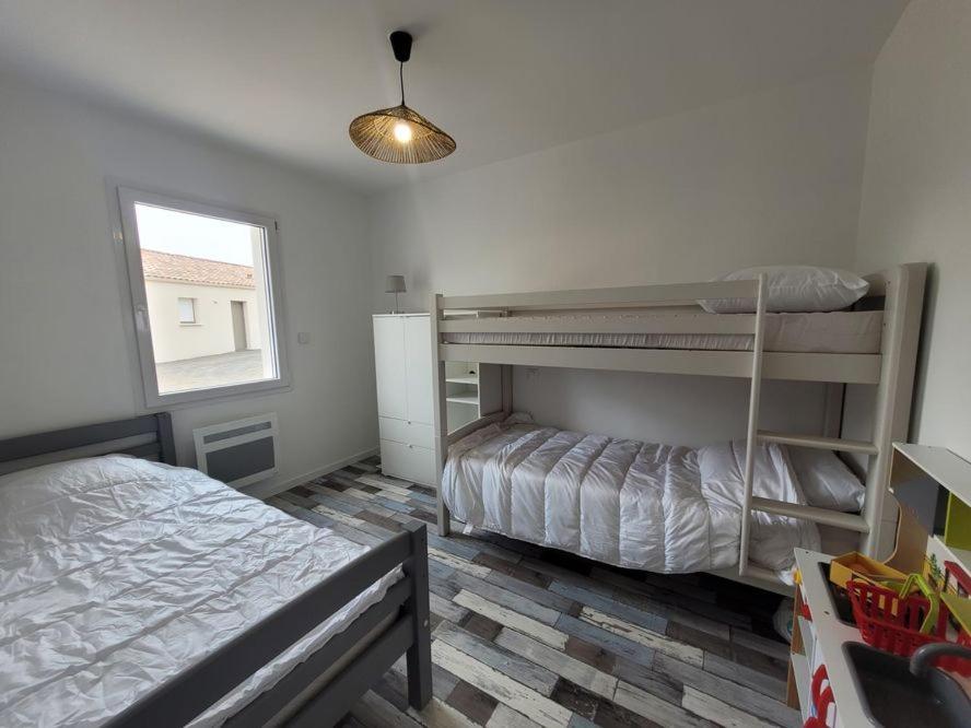 Maison 4 Piscine Chenal Des Dunes Holiday home *